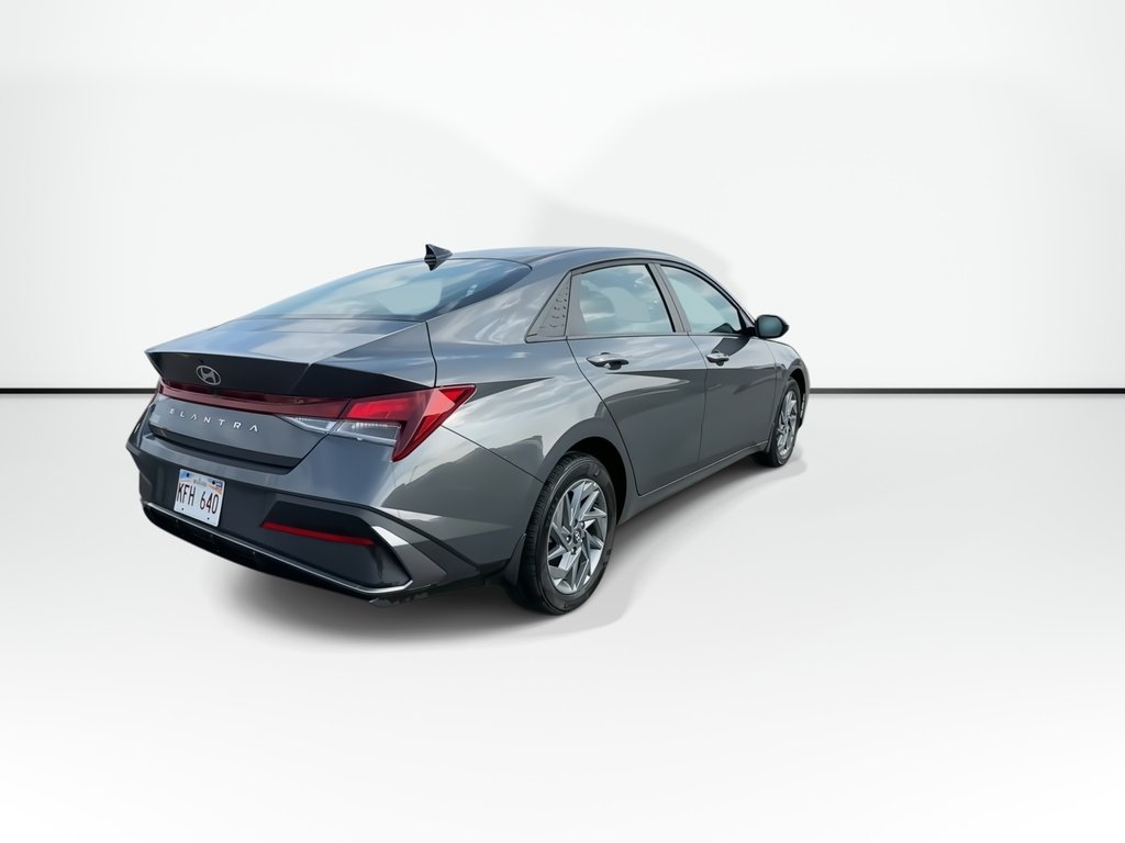 2025 Hyundai Elantra Preferred | Htd Whl | Cam | USB | Warranty to 2029 in Saint John, New Brunswick - 8 - w1024h768px