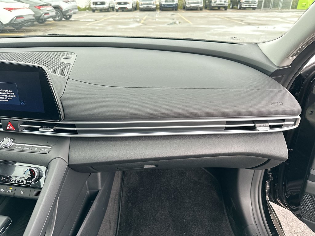 2026 Hyundai Elantra Preferred Tech | Roof | Nav | Warranty to 2030 in Saint John, New Brunswick - 44 - w1024h768px