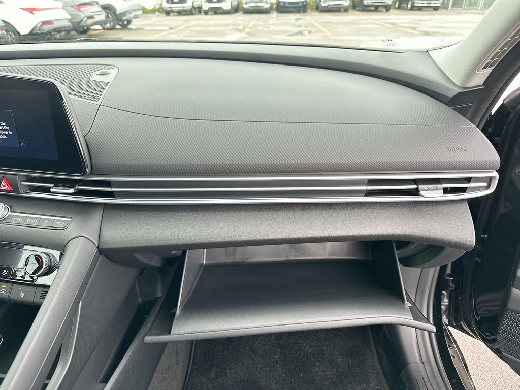 2026 Hyundai Elantra Preferred Tech | Roof | Nav | Warranty to 2030 in Saint John, New Brunswick - 43 - w1024h768px
