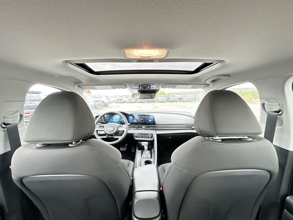 2026 Hyundai Elantra Preferred Tech | Roof | Nav | Warranty to 2030 in Saint John, New Brunswick - 50 - w1024h768px