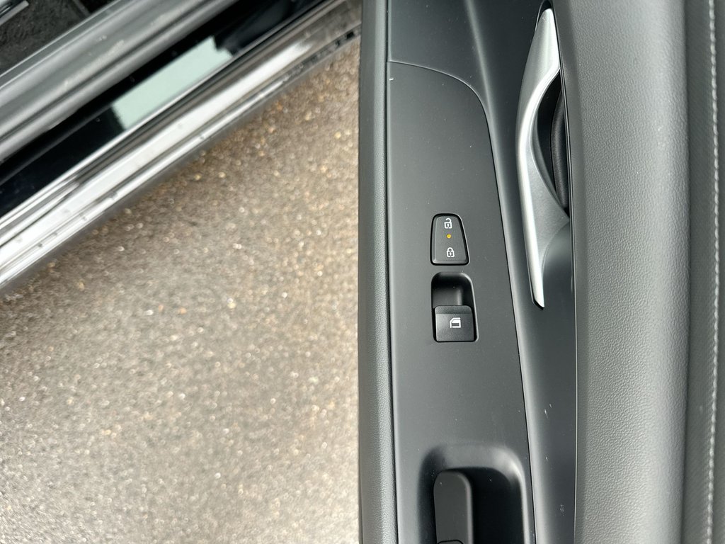 2026 Hyundai Elantra Preferred Tech | Roof | Nav | Warranty to 2030 in Saint John, New Brunswick - 46 - w1024h768px