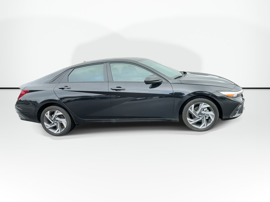 2026 Hyundai Elantra Preferred Tech | Roof | Nav | Warranty to 2030 in Saint John, New Brunswick - 4 - w1024h768px