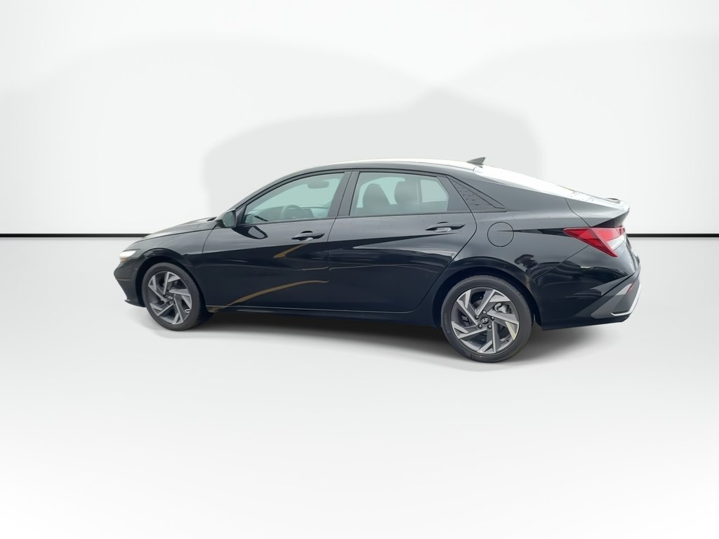 2026 Hyundai Elantra Preferred Tech | Roof | Nav | Warranty to 2030 in Saint John, New Brunswick - 8 - w1024h768px