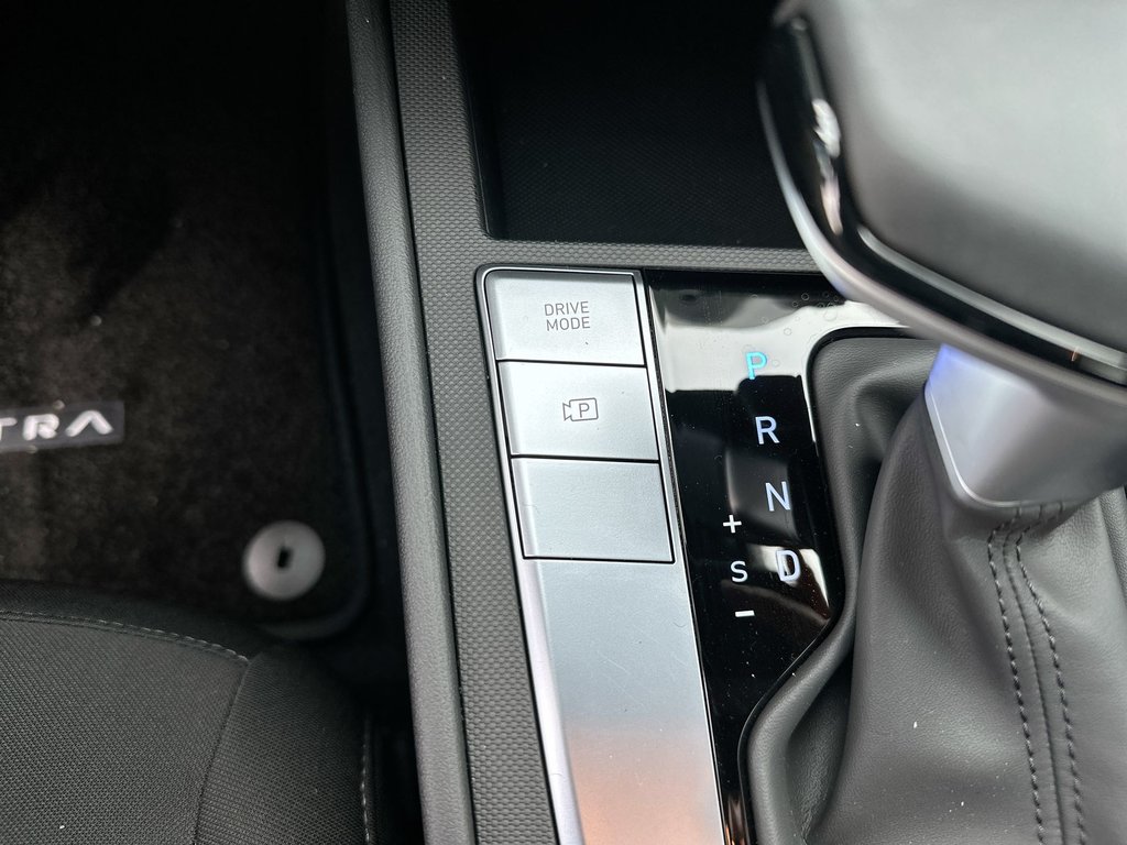 2026 Hyundai Elantra Preferred Tech | Roof | Nav | Warranty to 2031 in Saint John, New Brunswick - 31 - w1024h768px