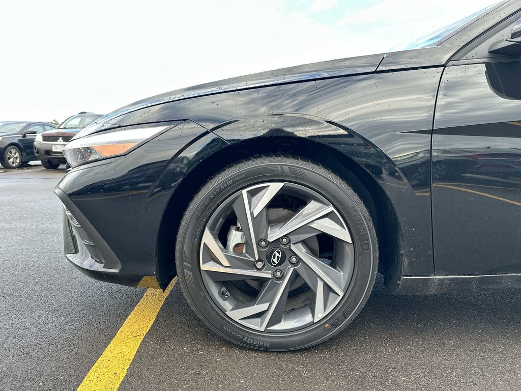 2026 Hyundai Elantra Preferred Tech | Roof | Nav | Warranty to 2031 in Saint John, New Brunswick - 10 - w1024h768px