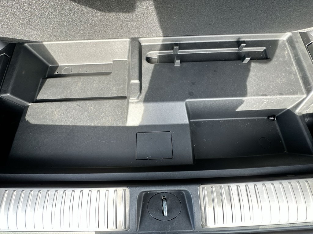 2026 Hyundai IONIQ 9 Ultimate | AWD Lthr | 3rd Row | Warranty to 2033 in Saint John, New Brunswick - 38 - w1024h768px
