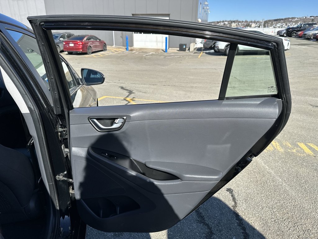 Hyundai Ioniq Electric Plus Ultimate | Cam | Roof | Lthr | Warranty to 2027 2019 à Saint John, Nouveau-Brunswick - 41 - w1024h768px