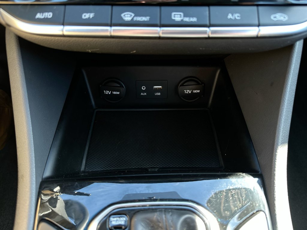 Hyundai Ioniq Hybrid SE | Roof | Cam | HtdSeat | Bluetooth | USB | AC 2017 à Saint John, Nouveau-Brunswick - 45 - w1024h768px