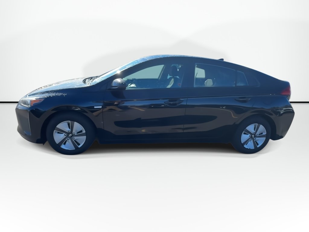 Hyundai Ioniq Hybrid SE | Roof | Cam | HtdSeat | Bluetooth | USB | AC 2017 à Saint John, Nouveau-Brunswick - 5 - w1024h768px