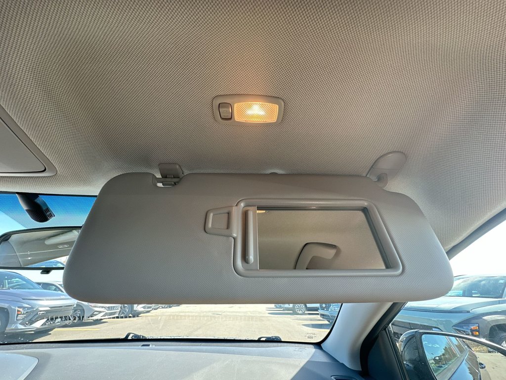 Hyundai Ioniq Hybrid SE | Roof | Cam | HtdSeat | Bluetooth | USB | AC 2017 à Saint John, Nouveau-Brunswick - 49 - w1024h768px