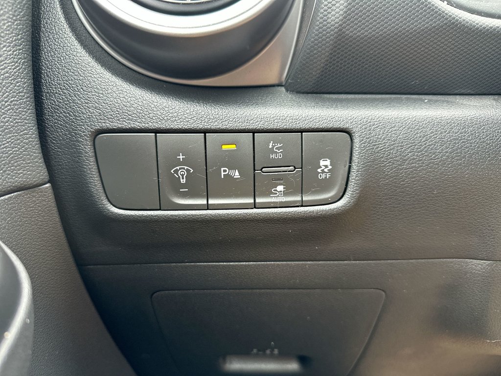 2023 Hyundai Kona Electric Ultimate | Roof | Lthr | Nav | Warranty to 2031 in Saint John, New Brunswick - 22 - w1024h768px