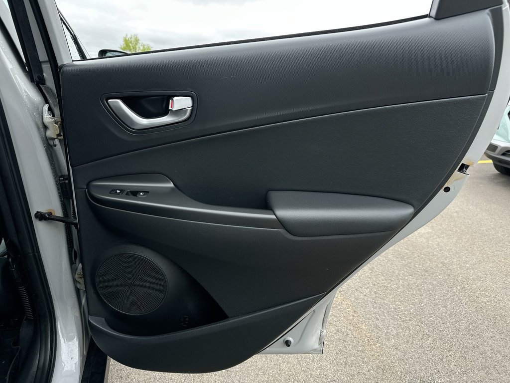 2023 Hyundai Kona Electric Ultimate | Roof | Lthr | Nav | Warranty to 2031 in Saint John, New Brunswick - 41 - w1024h768px