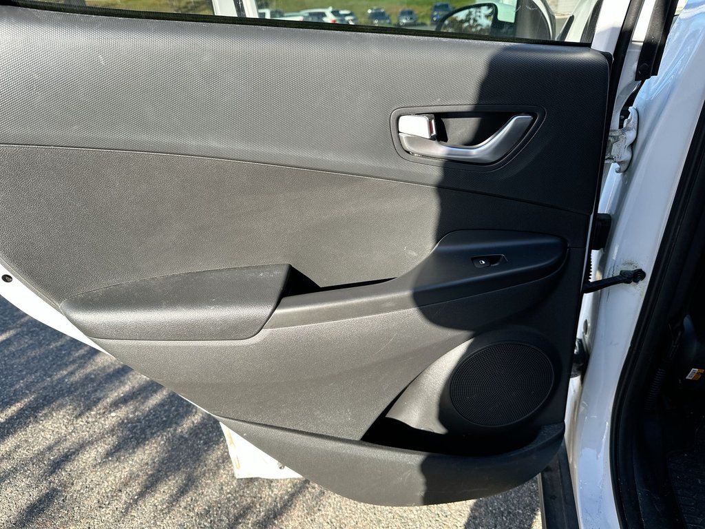 2023 Hyundai Kona Electric Preferred | Nav | HtdSeat | Cam | Warranty to 2030 in Saint John, New Brunswick - 35 - w1024h768px