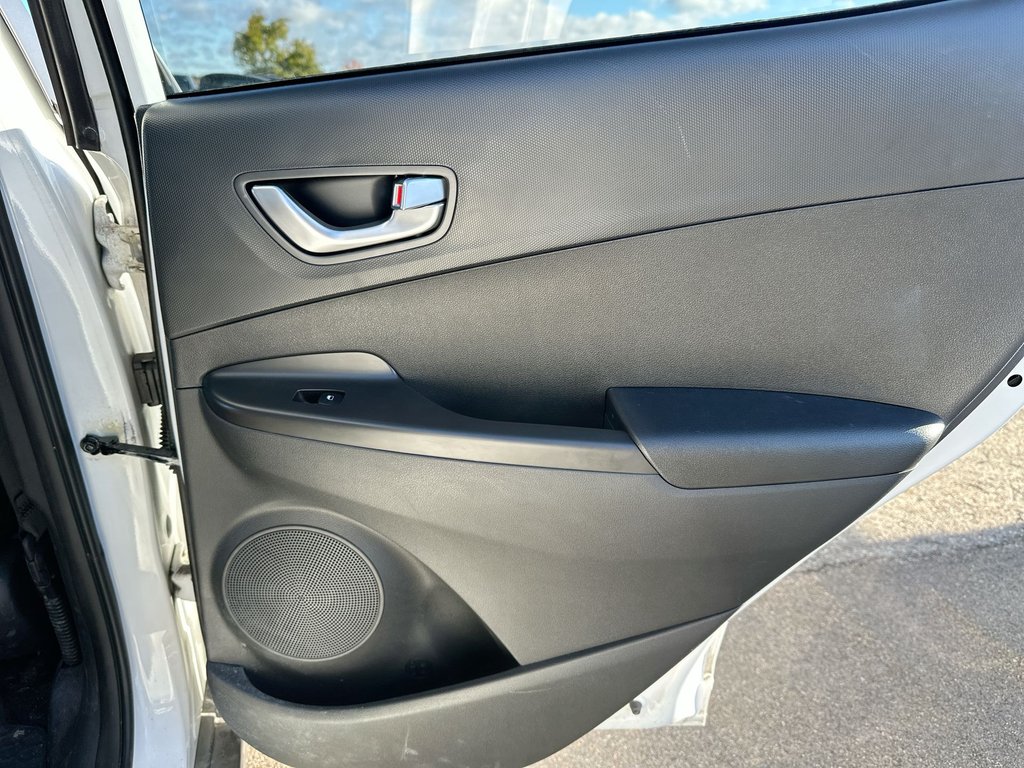 2023 Hyundai Kona Electric Preferred | Nav | HtdSeat | Cam | Warranty to 2030 in Saint John, New Brunswick - 41 - w1024h768px