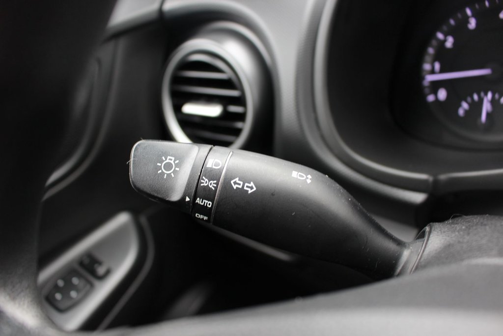 Hyundai Kona Essential | Cam | Bluetooth | AC | Cruise | USB 2018 à Saint John, Nouveau-Brunswick - 20 - w1024h768px