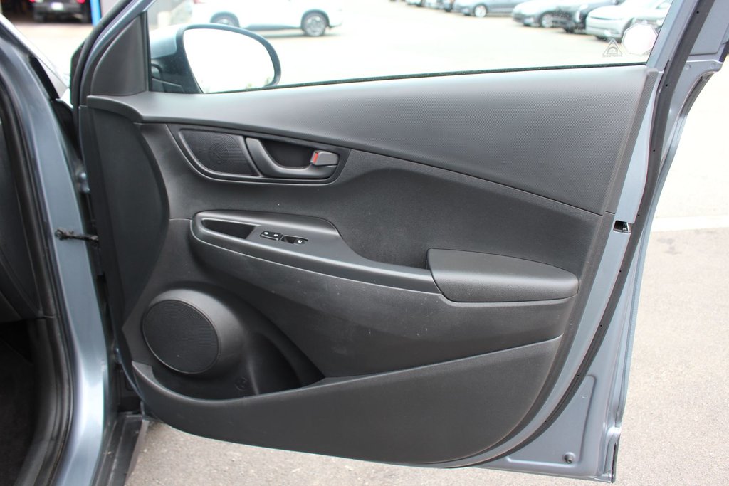 Hyundai Kona Essential | Cam | Bluetooth | AC | Cruise | USB 2018 à Saint John, Nouveau-Brunswick - 48 - w1024h768px