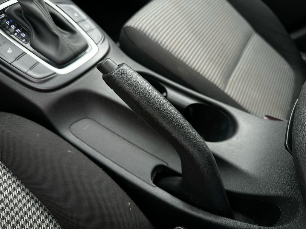 Hyundai Kona Essential | Cam | HtdSeat | Bluetooth | USB | Aux 2019 à Saint John, Nouveau-Brunswick - 30 - w1024h768px