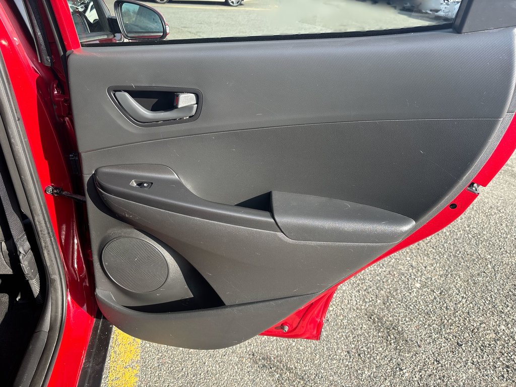 2021 Hyundai Kona Trend | Roof | HtdSeat | Cam | Warranty to 2026 in Saint John, New Brunswick - 38 - w1024h768px