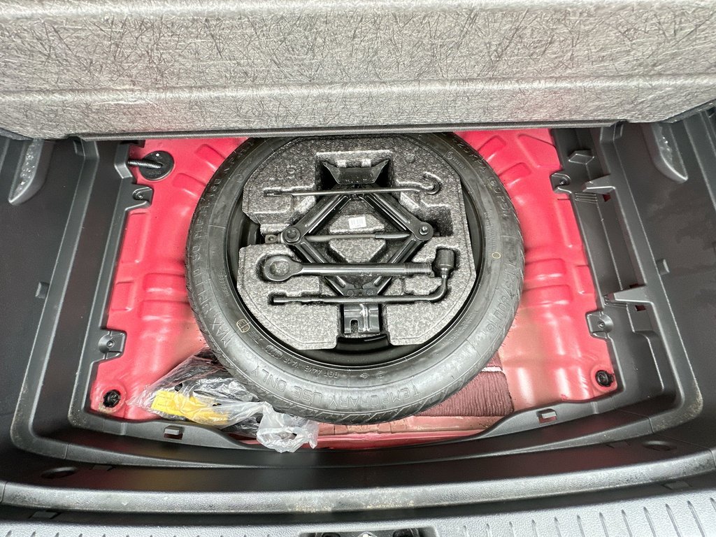 2021 Hyundai Kona Luxury | Lthr | Roof | Htd Whl | Alloy | Bluetooth in Saint John, New Brunswick - 38 - w1024h768px