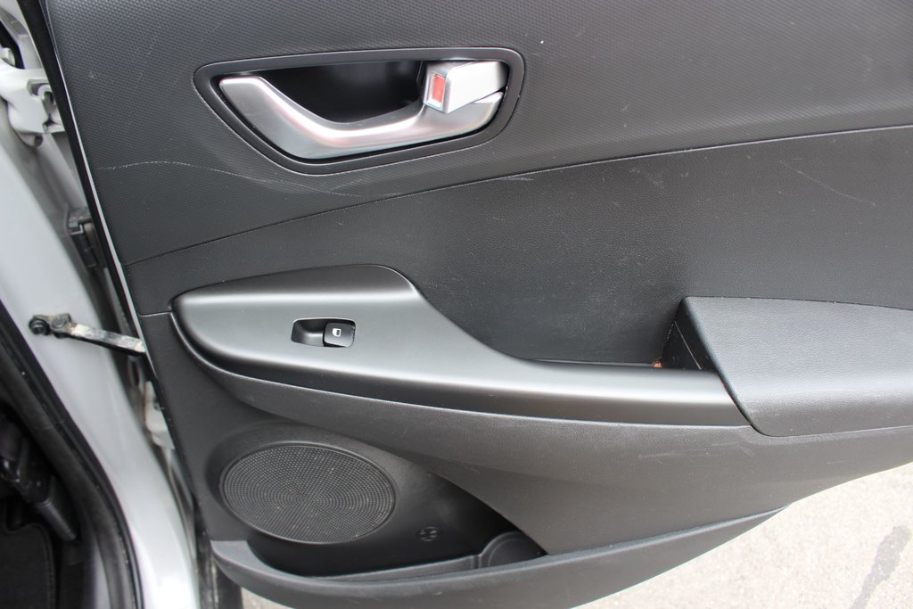 Hyundai Kona LE | HtdSeats | Cam | USB | Aux | Warranty to 2027 2022 à Saint John, Nouveau-Brunswick - 41 - w1024h768px
