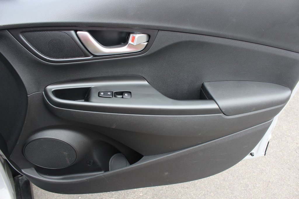 Hyundai Kona LE | HtdSeats | Cam | USB | Aux | Warranty to 2027 2022 à Saint John, Nouveau-Brunswick - 49 - w1024h768px