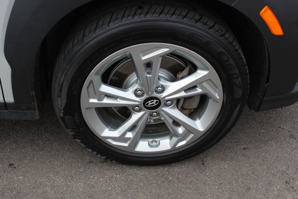 Hyundai Kona LE | HtdSeats | Cam | USB | Aux | Warranty to 2027 2022 à Saint John, Nouveau-Brunswick - 9 - w1024h768px