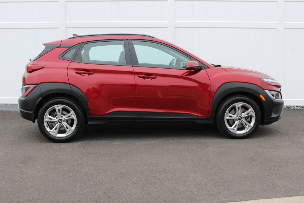 2023 Hyundai Kona Preferred | Leather | SunRoof | Warranty to 2028 in Saint John, New Brunswick - 8 - w1024h768px