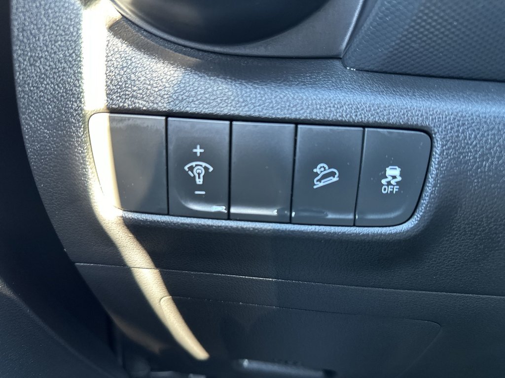 Hyundai Kona Essential | Cam | HtdSeats | Warranty to 2027 2023 à Saint John, Nouveau-Brunswick - 22 - w1024h768px