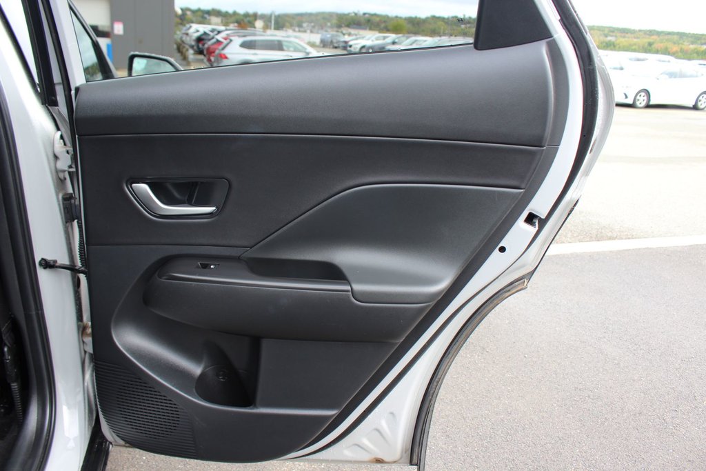 2024 Hyundai Kona Preferred Trend | Lthr | Roof | Warranty to 2029 in Saint John, New Brunswick - 52 - w1024h768px