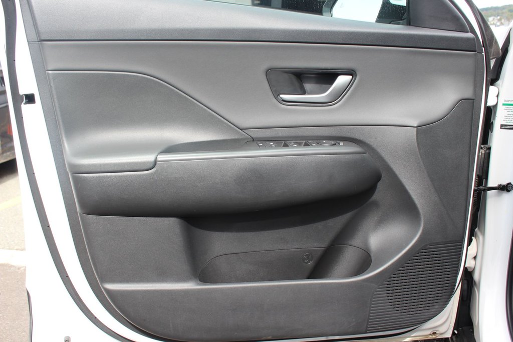 2024 Hyundai Kona Preferred Trend | Lthr | Roof | Warranty to 2029 in Saint John, New Brunswick - 31 - w1024h768px