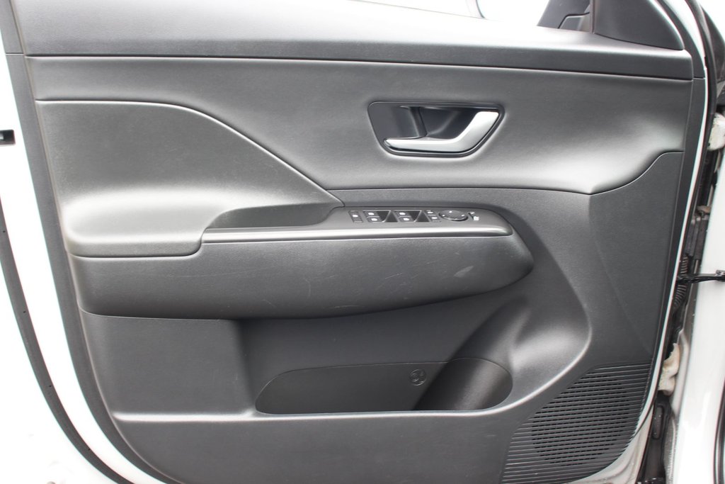 2024 Hyundai Kona Preferred Trend | Lthr | Roof | Warranty to 2029 in Saint John, New Brunswick - 46 - w1024h768px