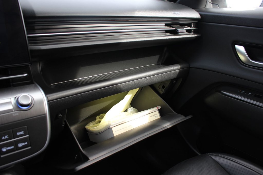 2024 Hyundai Kona Preferred Trend | Roof | Cam | Warranty to 2029 in Saint John, New Brunswick - 49 - w1024h768px