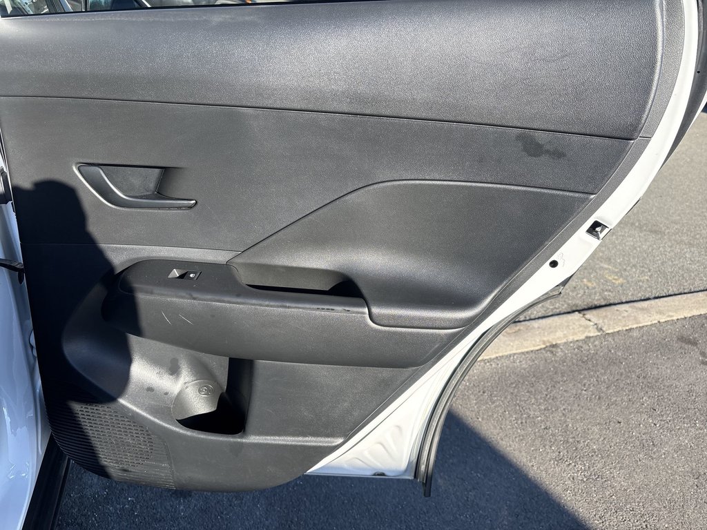 2024 Hyundai Kona Preferred | HtdSeat | Cam | Aux | Warranty to 2029 in Saint John, New Brunswick - 38 - w1024h768px