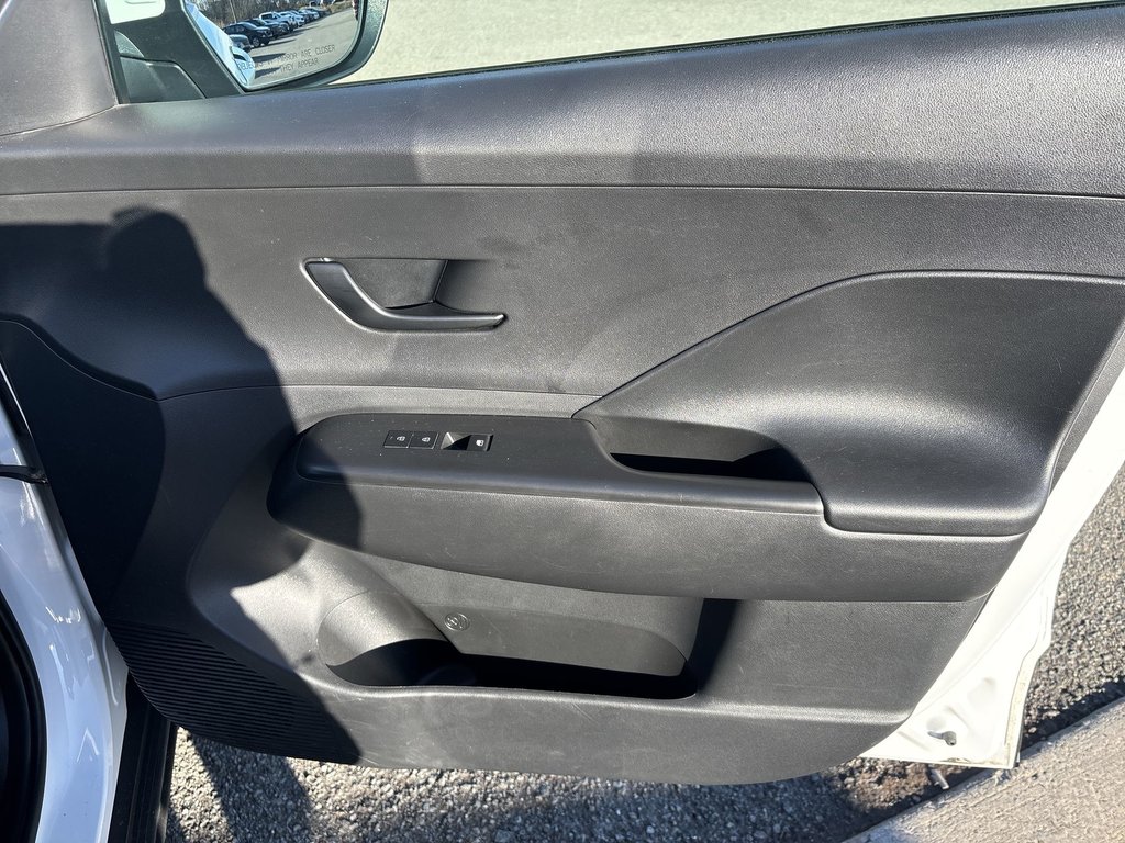 2024 Hyundai Kona Preferred | HtdSeat | Cam | Aux | Warranty to 2029 in Saint John, New Brunswick - 42 - w1024h768px