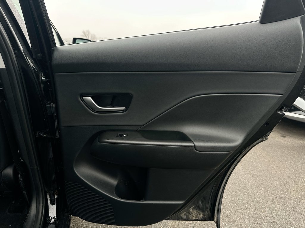 2025 Hyundai Kona Preferred Trend | Lthr | Roof | Warranty to 2030 in Saint John, New Brunswick - 41 - w1024h768px