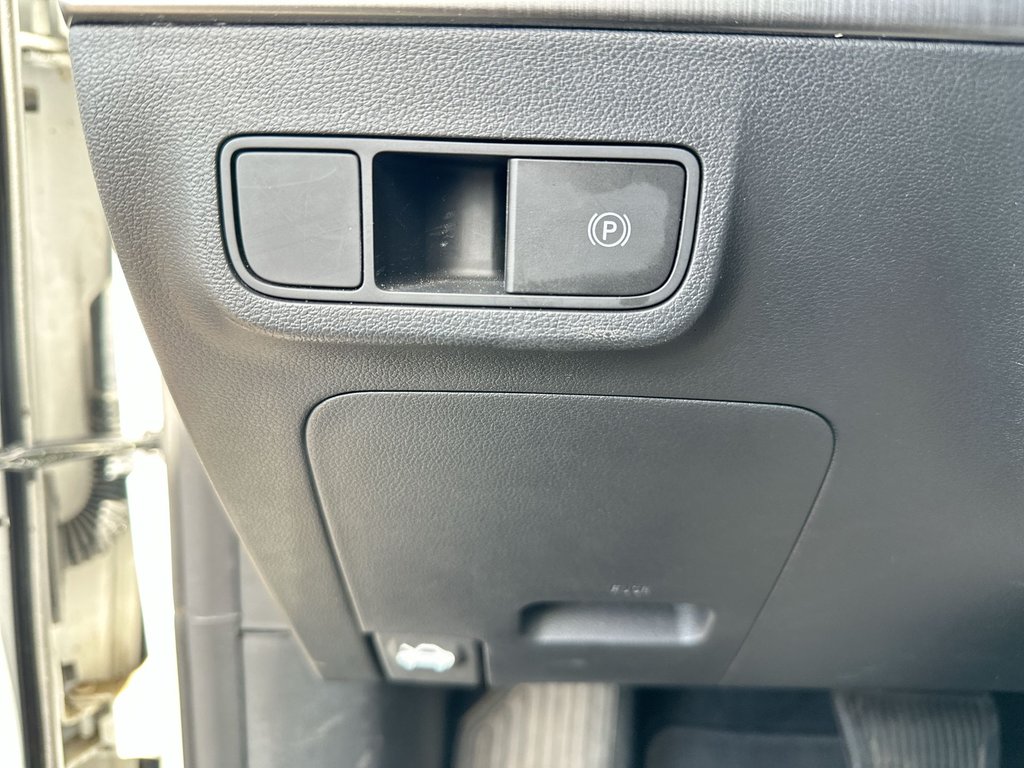 2025 Hyundai Kona Preferred Trend | Lthr | Roof | Warranty to 2030 in Saint John, New Brunswick - 30 - w1024h768px