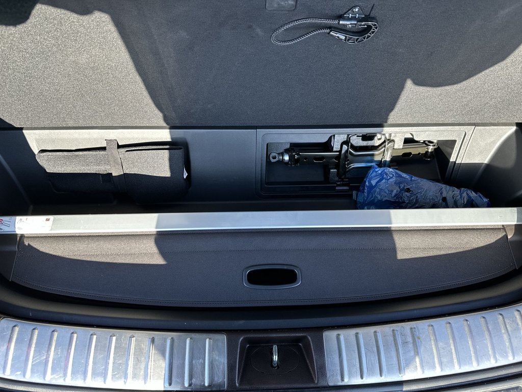 2023 Hyundai Palisade in Antigonish, Nova Scotia - 38 - w1024h768px