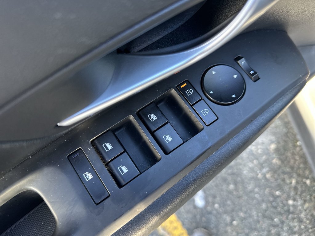 Hyundai Santa Cruz Preferred | Cam | HtdSeats | Warranty to 2030 2025 à Saint John, Nouveau-Brunswick - 15 - w1024h768px