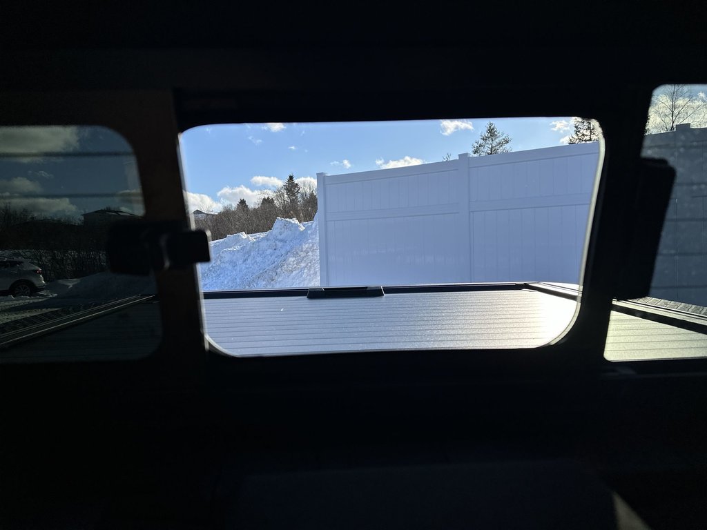 Hyundai Santa Cruz Preferred | Cam | HtdSeats | Warranty to 2030 2025 à Saint John, Nouveau-Brunswick - 52 - w1024h768px