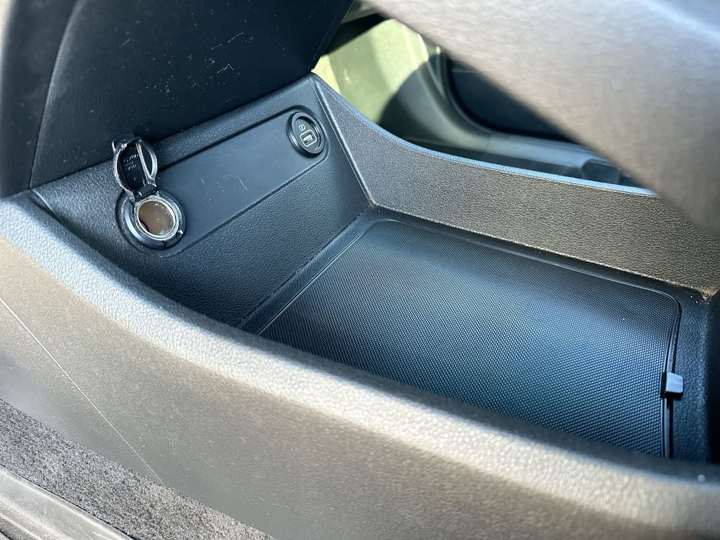 2021 Hyundai Santa Fe Hybrid in Antigonish, Nova Scotia - 28 - w1024h768px