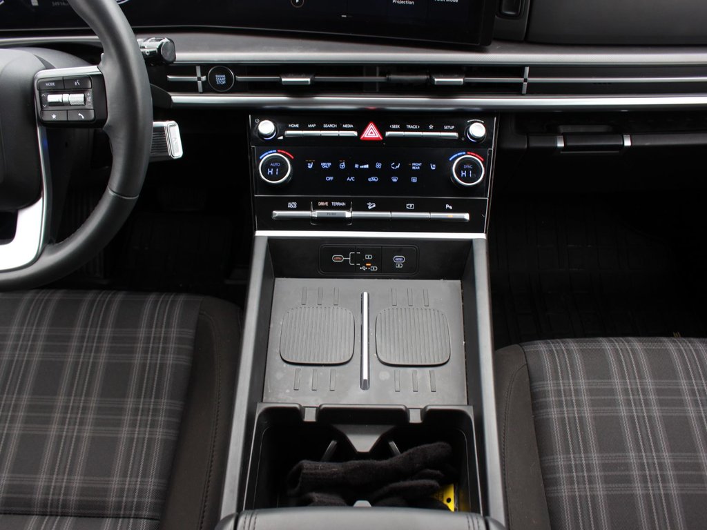 2024 Hyundai Santa Fe Hybrid Preferred | HtdSeats | Cam | Warranty to 2032 in Saint John, New Brunswick - 18 - w1024h768px