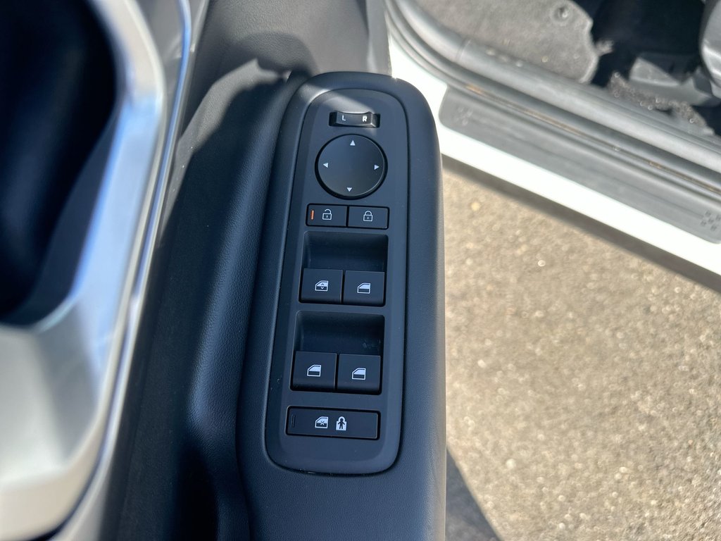 2026 Hyundai Santa Fe Hybrid Preferred | 7 Sts | Htd Whl | Warranty to 2034 in Saint John, New Brunswick - 15 - w1024h768px