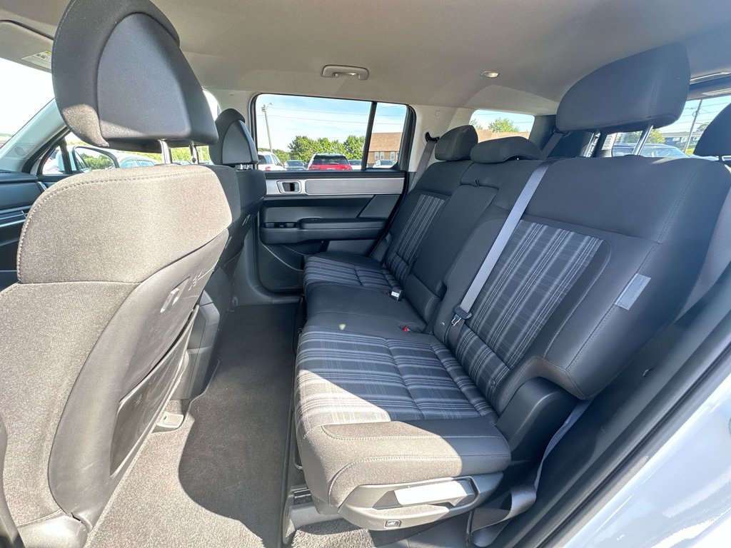 2026 Hyundai Santa Fe Hybrid Preferred | 7 Sts | Htd Whl | Warranty to 2034 in Saint John, New Brunswick - 32 - w1024h768px