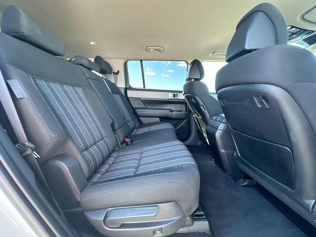 2026 Hyundai Santa Fe Hybrid Preferred | 7 Sts | Htd Whl | Warranty to 2034 in Saint John, New Brunswick - 40 - w1024h768px