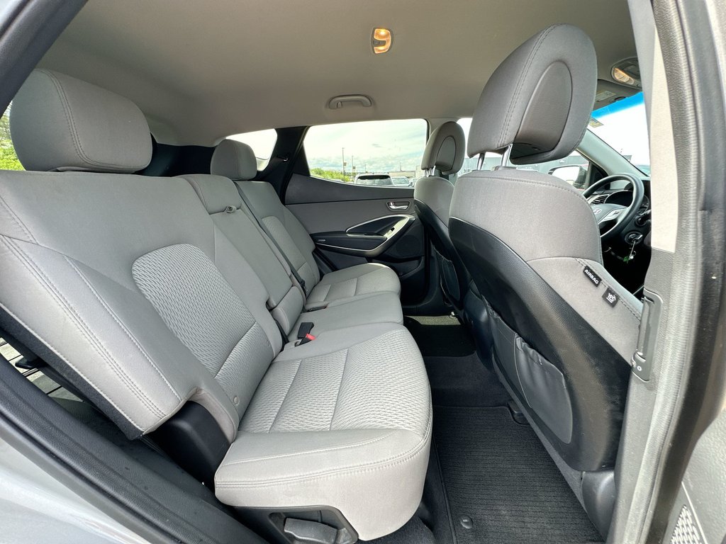 Hyundai Santa Fe Sport HtdSeats | Aux | Bluetooth | Keyless | A/C 2017 à Saint John, Nouveau-Brunswick - 39 - w1024h768px