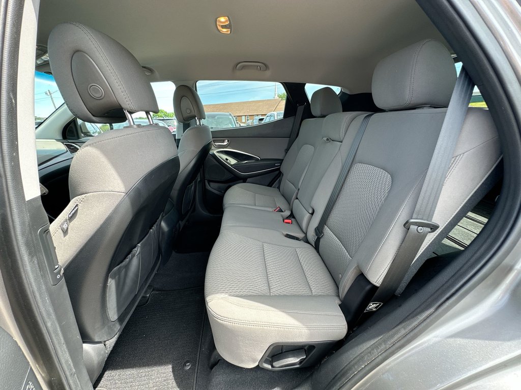 Hyundai Santa Fe Sport HtdSeats | Aux | Bluetooth | Keyless | A/C 2017 à Saint John, Nouveau-Brunswick - 32 - w1024h768px