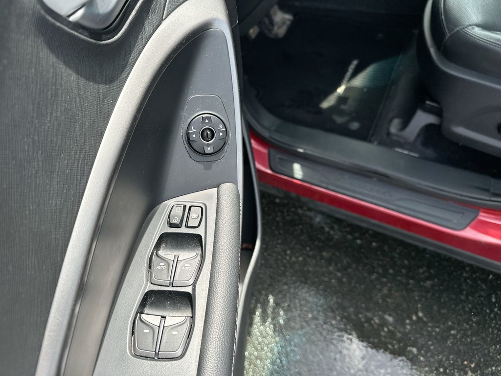 2017 Hyundai Santa Fe Sport SE | Roof | HtdWhl | Keyless | Bluetooth | USB in Saint John, New Brunswick - 15 - w1024h768px