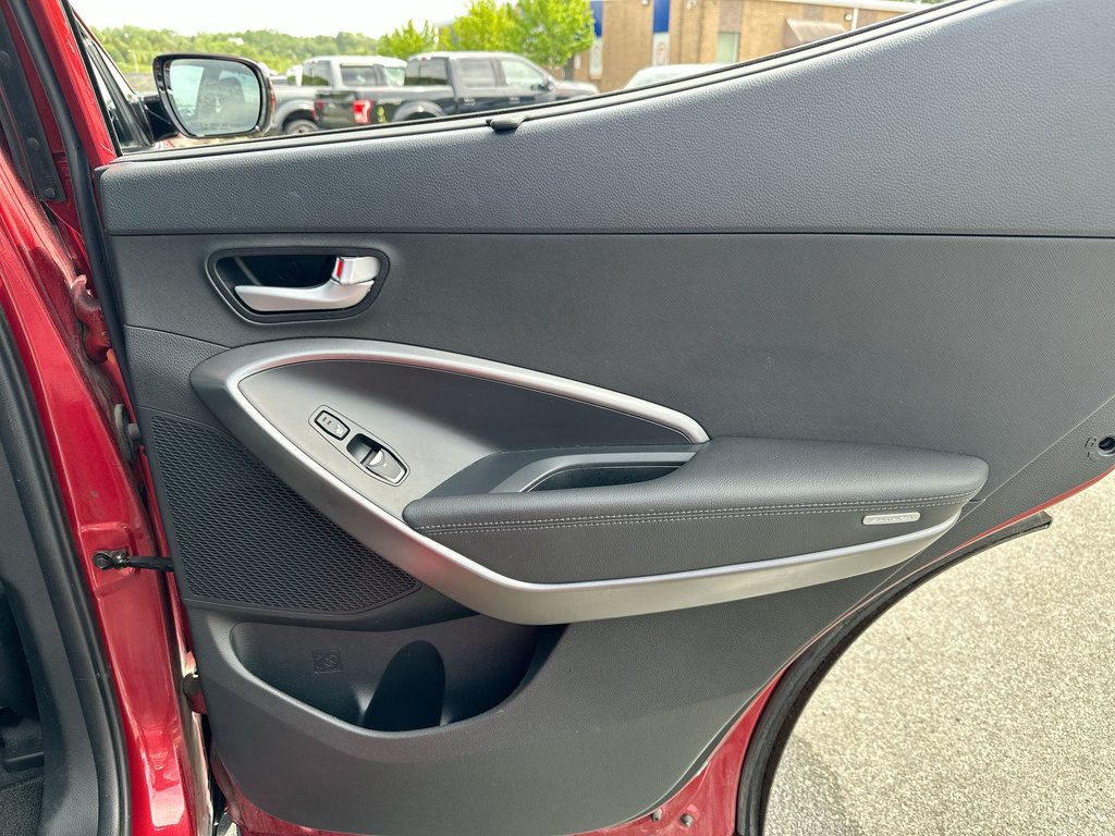 2017 Hyundai Santa Fe Sport SE | Roof | HtdWhl | Keyless | Bluetooth | USB in Saint John, New Brunswick - 41 - w1024h768px