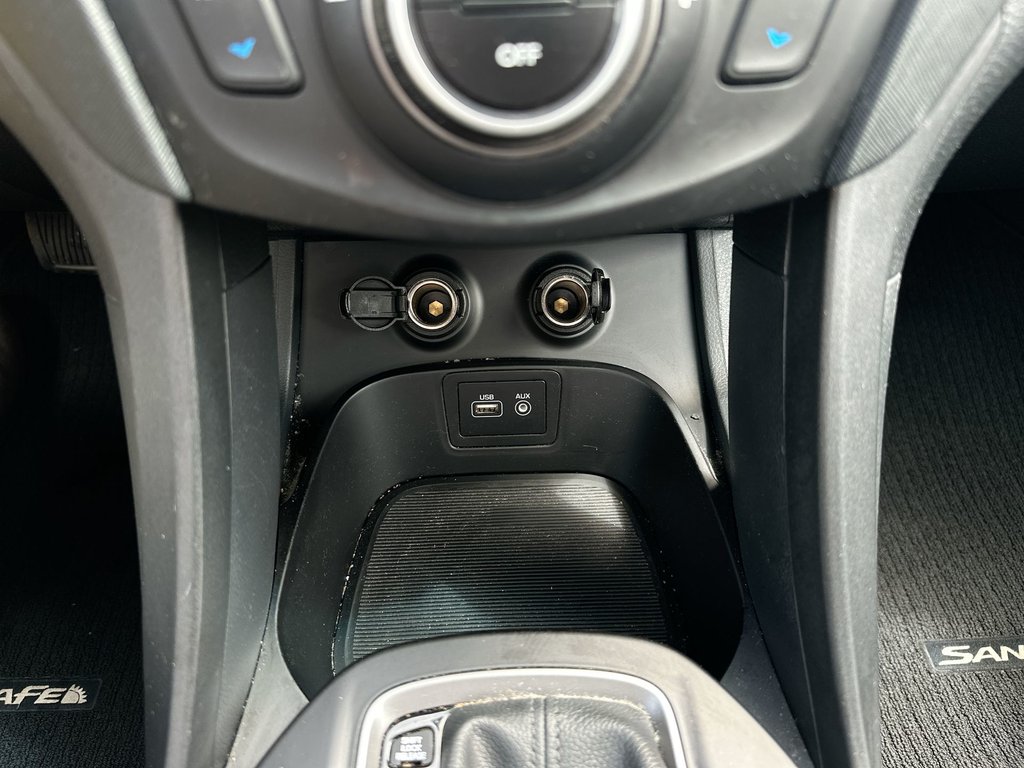 2017 Hyundai Santa Fe Sport SE | Roof | HtdWhl | Keyless | Bluetooth | USB in Saint John, New Brunswick - 45 - w1024h768px