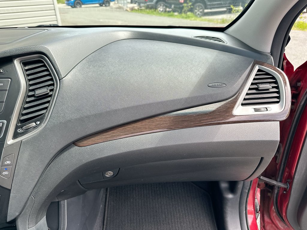 2017 Hyundai Santa Fe Sport SE | Roof | HtdWhl | Keyless | Bluetooth | USB in Saint John, New Brunswick - 44 - w1024h768px